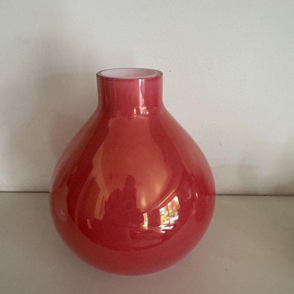 Crate&Barrel  Vintage Art White cut to Coral pink  made in Poland